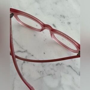 CADDIS MIKLOS READERS, 2.0 strength. Matte pink (disc’d style). No scratches 💗